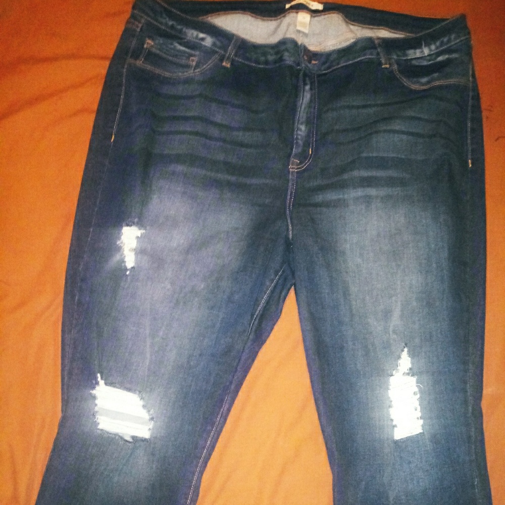 Refuge+ Destructed Skinny Jeans